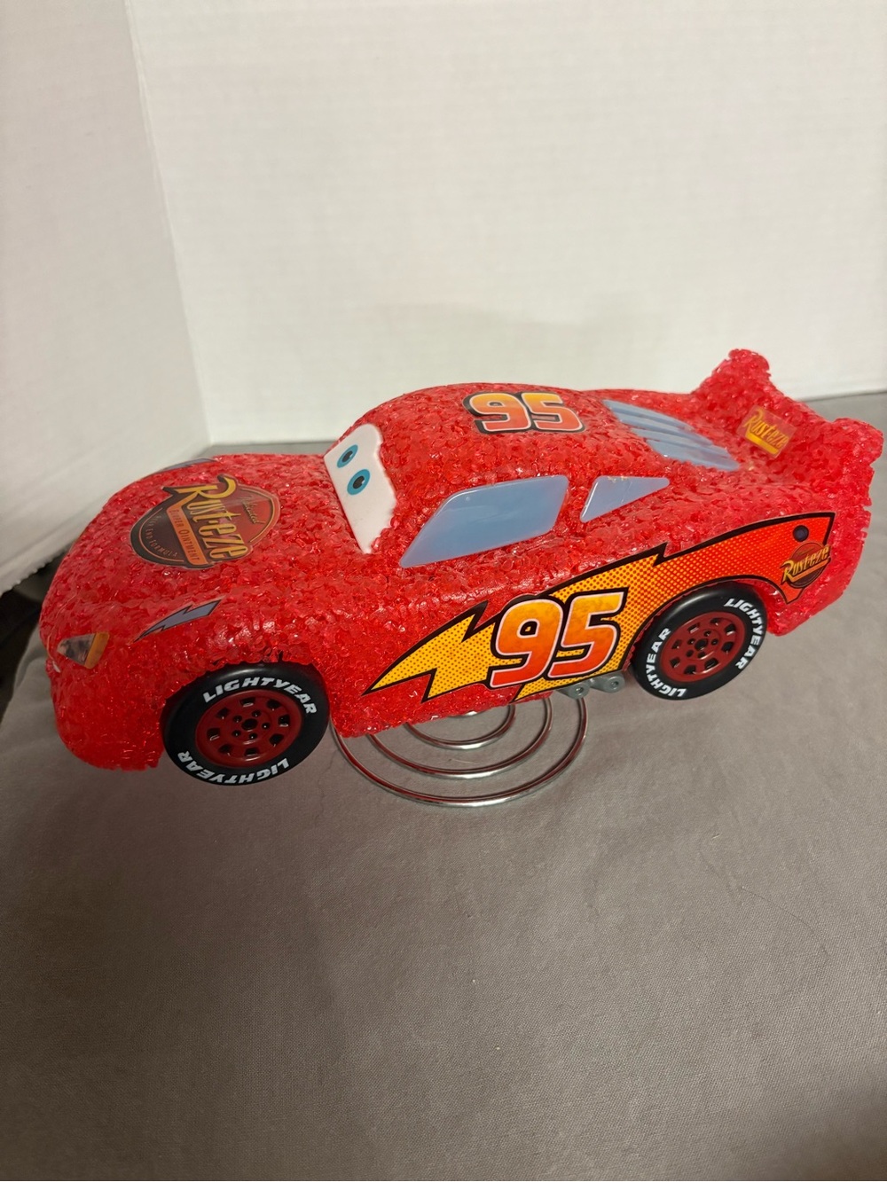 Disney Cars Lightning McQueen 95 Red Kids Lamp Nightlight - Picture 2 of 8